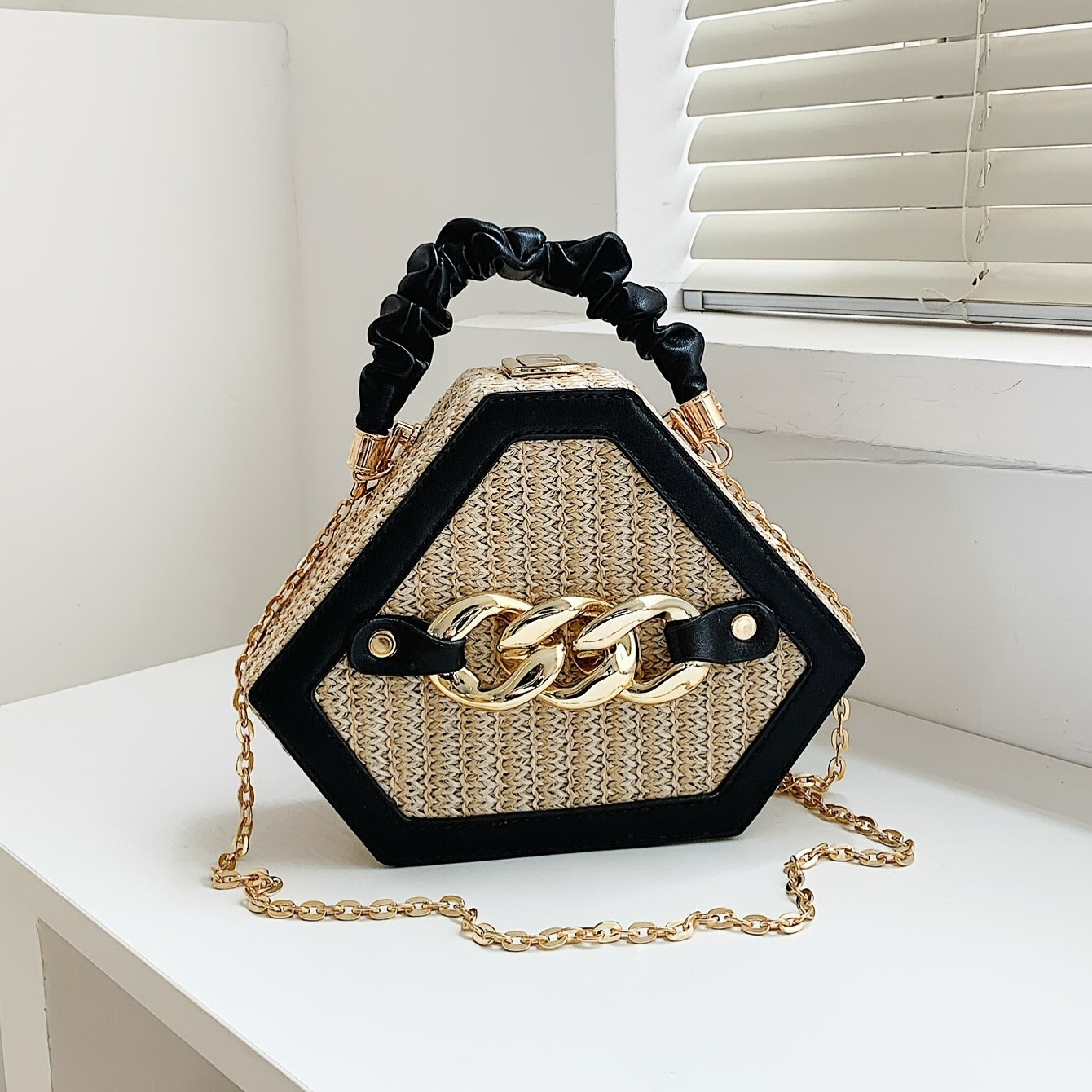 Trendy Straw Box Chain Shoulder Bag